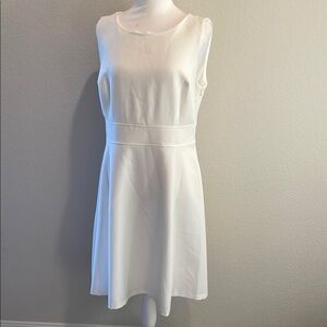 Black Label by Evan Picone Women's White Sleeveless Dress Size 10